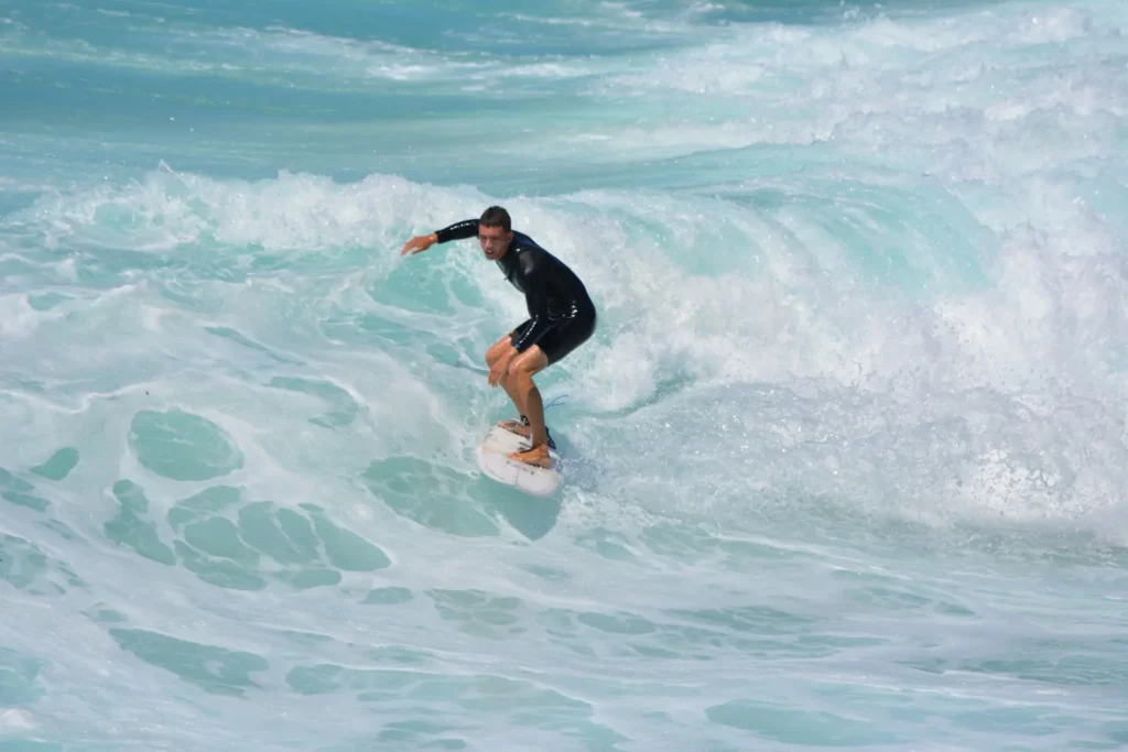 surfing w Nazare