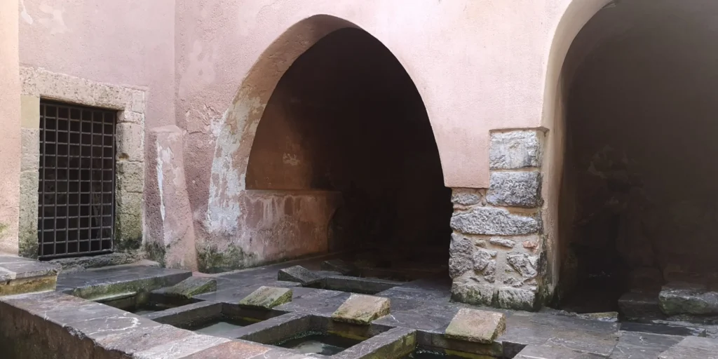 Co zobaczyć w Cefalu - średniowieczna pralnia
