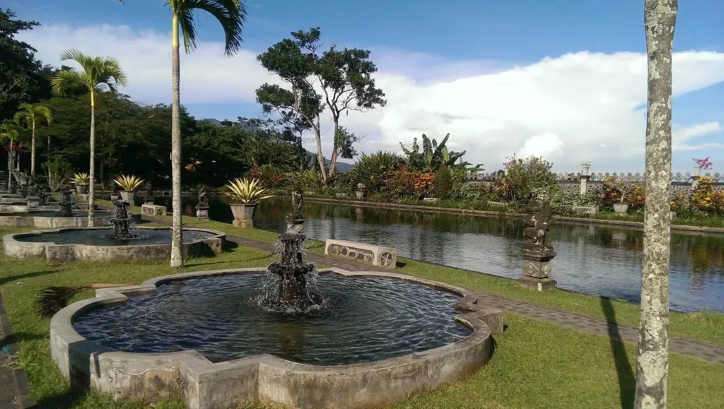 Co zobaczyć na Bali - Tirta Gangga pałac na wodzie